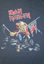 Iron Maiden Trooper single cover T-Paita